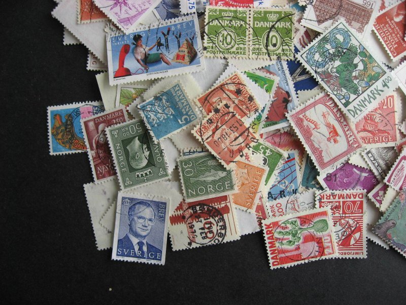 Scandinavia mixture (duplicates,mixed cond) about 500 