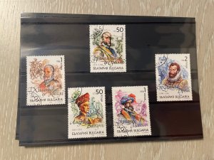 Worldwide : 5 different topical issues  (5 photos) with Very Fine stamps