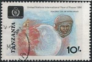 Tanzania 353 (used) 10sh Intl Peace Year, space (1986)