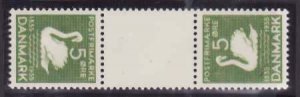 Denmark-Sc#246a- id9-unused tete beche gutter pair- top LH, bottom NH-birds-1935