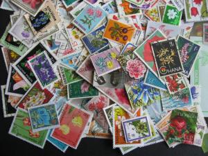 FLOWERS topic 960 different stamps + 12 SS, includes postally used!