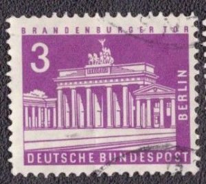 Germany Berlin 9N120a Used