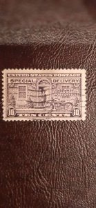 US Scott E12; 10c Special Delivery from 1922; used; VF centering