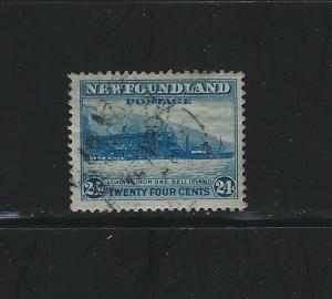 NEWFOUNDLAND - #210 - 24c LOADING ORE, BELL ISLAND USED STAMP (1932)