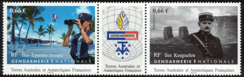 FRENCH ANTARCTIC 2014 Gendarmes; Scott 512, Yvert 718-19; MNH