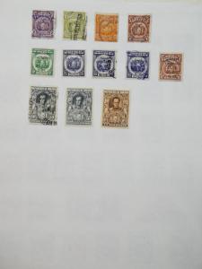 EDW1949SELL : BOLIVIA Very clean Mint & Used collection on album pages Cat $1171