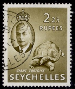 SEYCHELLES QEII SG170, 2r.25 brown-oilve, FINE USED. Cat £21.