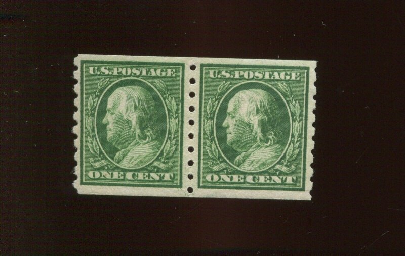 392 Franklin Mint Coil Pair of 2 Stamps (Bx 2704)