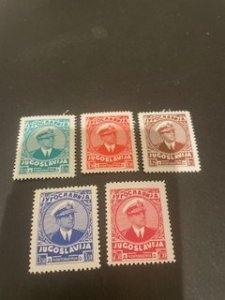 Yugoslavia sc 131-135 MH comp set