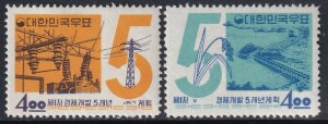 Sc# 400 / 401 Korea 1962-66 1st Five Year plan issues MLMH CV $55.00 Stk #2