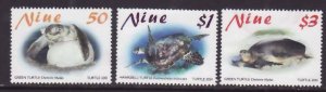 Niue-Sc#756-8- id5-used set-Marine Life-Turtles-2001-