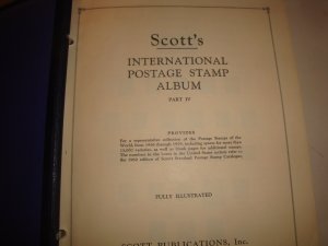 Scott international Vol 4 like new 900 stamps