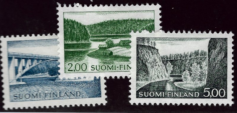 Finland SC#413-415 Mint VF SCV$32.50...Bid on a Bargain!!