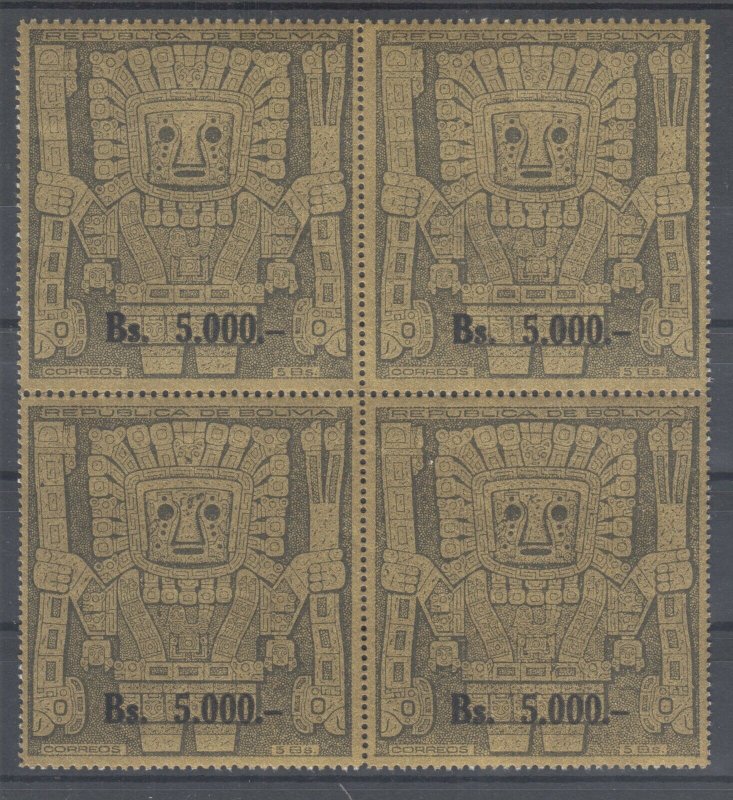 Bolivia Sc 450 MNH, 1960 5,000b gray on gold Prehistoric God, block of 4