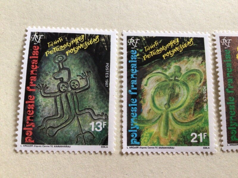 French Polynesia 1986 Rock Carvings  mint never hinged stamps A11248