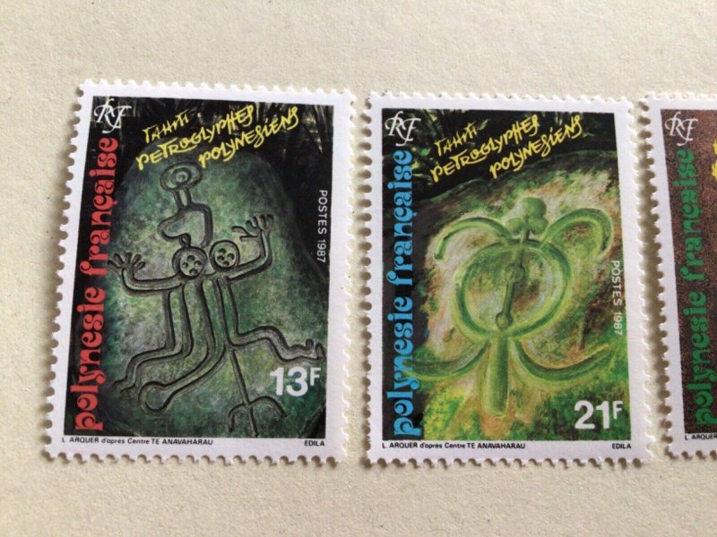 French Polynesia 1986 Rock Carvings  mint never hinged stamps A11251