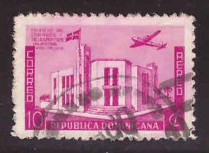 Dominican Republic Scott C40 used airmail stamp