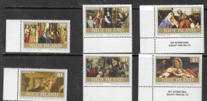 Niue #669a,b,c,670a,c,d  1994 Christmasl  (MNH) CV $9.00
