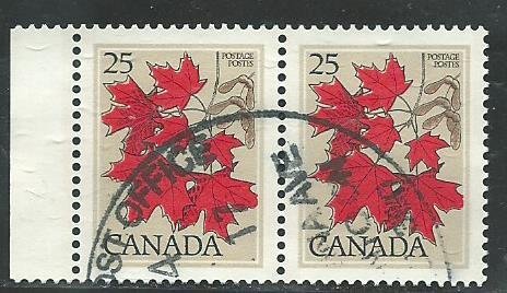 Can #719   Pair   used VF  1977  PD