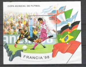 CUBA Sc# 3901  WORLD CUP OF SOCCER FRANCE football SOUVENIR SHEET 1998  used cto
