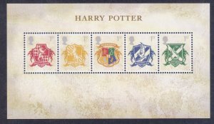 Great Britain 2486 MNH 2007 Harry Potter Coats of Arms From Novels Souvenir Sht