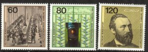 Germany 1984 Universal Postal Union  ( UPU ) Congress Hamburg 3 stamps  MNH