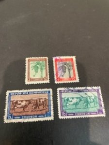 Dominican Republic sc 389-392 u comp set