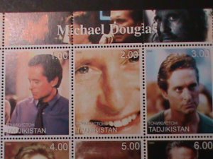 ​TAJIKISTAN-2000-FAMOUS MOVIE STAR-MICHAEL DOULAS MNH SHEET-VF HARD TO FIND