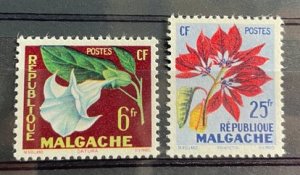 (664) MALAGASY REP 1959 : Sc# 301-302 MNH VF FLOWERS DATURA POINSETTIA