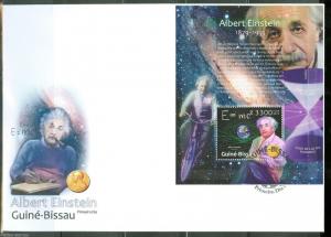 GUINEA BISSAU 2013 TRIBUTE TO ALBERT EINSTEIN WITH NOBEL PRIZE  MEDAL S/S FDC