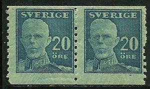 Sweden # 143, Pair mint Hinge remain