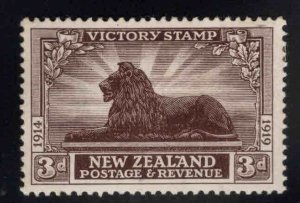 New Zealand Scott 168 MH* Magnificent stamp from 1920 Victory Issue,