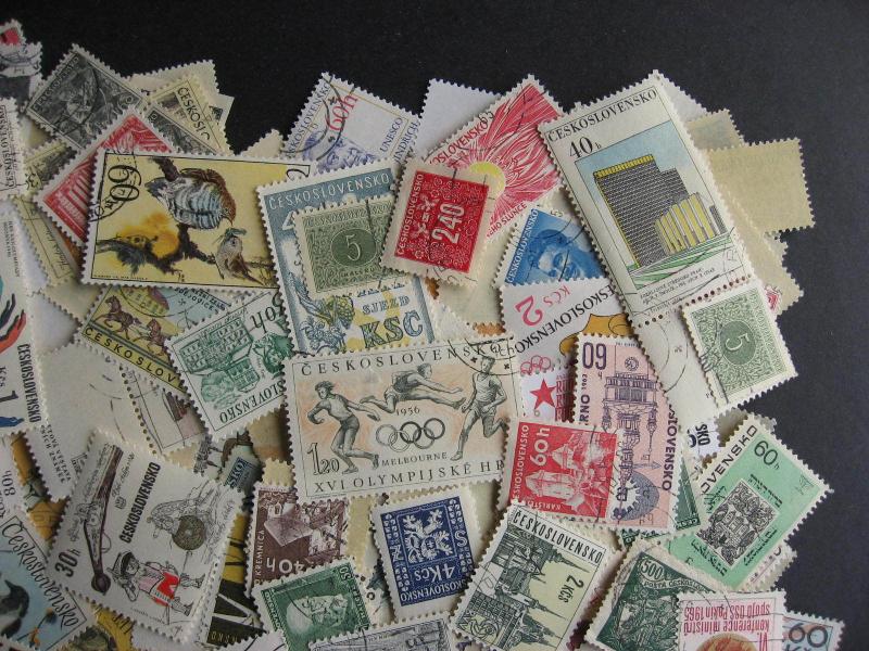 Czechoslovakia about 500 primarily older mixture (duplicates, mixed condition)