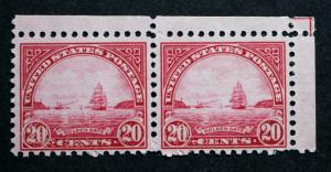 US #698 ERROR / EFO Pair MNH 20c CARMINE Under Inked at Bottom