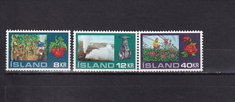 LI03 Iceland 1972 Greenhouses mint stamps selection