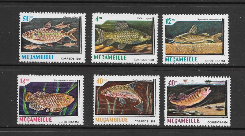 FISH - MOZAMBIQUE #920-5  MNH