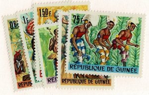 Guinea #436-41 MH cpl dancers