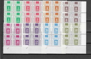 SINGAPORE 1968/9 SG D1/8 MNH