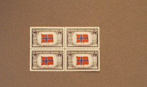 911, Flag of Norway, Block of 4, Mint OGNH, CV $1.60