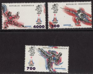 Thematic stamps INDONESIA 1998 ASIAN GAMES 2436/8 mint