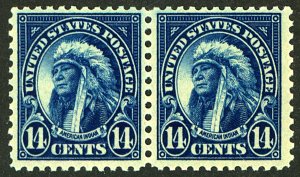 U.S. #565 MINT PAIR OG NH