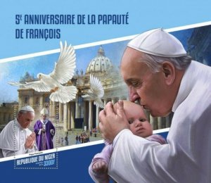 Niger - 2018 Pope Francis Anniversary - Stamp Souvenir Sheet NIG18116b 