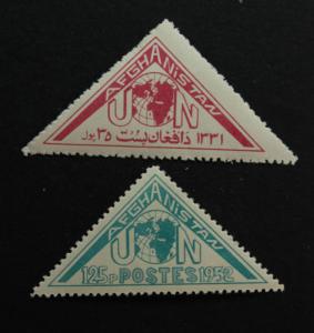 AFGHANISTAN TRIANGLE STAMPS OF 1952 Sc #400 & 401 MVLH TO HONOR UN