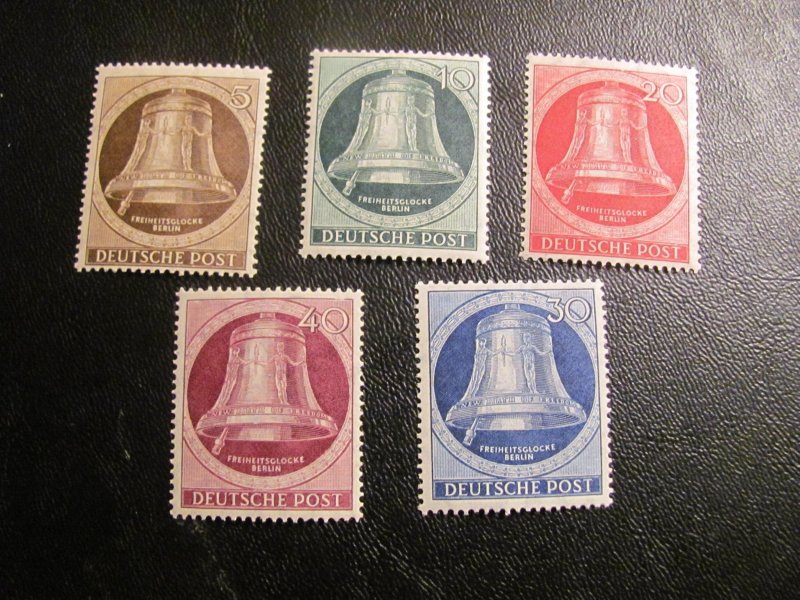 GERMANY BERLIN 1951 MNH SC 9N70-74 BELLS LEFT SET XF 100 EUROS (114)