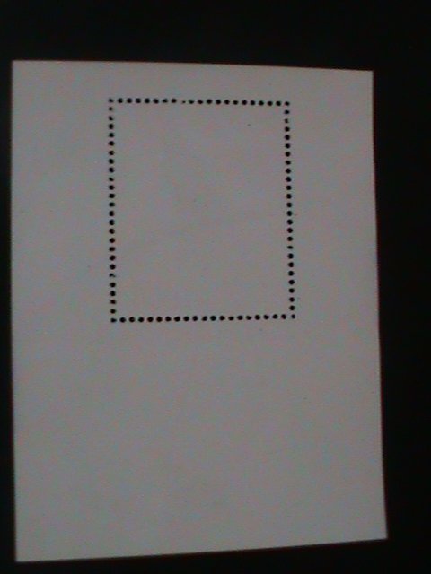 ​BENIN-1996 LOVELY COLORFUL BEAUTIFULO BIRDS-MNH S/S-VF-HARD TO FIND- LAST ONE