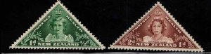 New Zealand Scott B22-23 MH* triangular Princess Semi-Postal stamp set