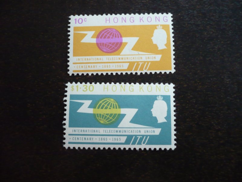 Stamps - Hong Kong - Scott# 221-222 - Mint Hinged Set of 2 Stamps