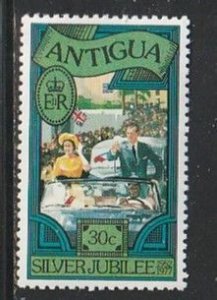 1977 Antigua - Sc 460 - MH VF - 1 single - Royal Family