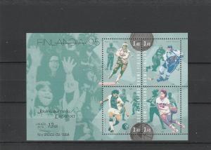 Finland  Scott#  957  MNH  S/S  (1995 Team Sports)