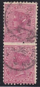 NEW ZEALAND QV SSF 1d pair - upper stamp used 'Ellipse' flaw used SG £28...A5209